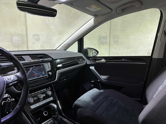 Volkswagen Touran 1.4 TSI Highline 7p 150 PS 2016, JJ-339-N