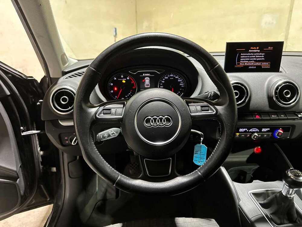 Audi A3 Sportback 1.4 TFSI Ambition Pro Line 122 PS 2013 (Original-NL), 2-KFL-88