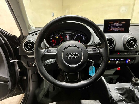 Audi A3 Sportback 1.4 TFSI Ambition Pro Line 122 PS 2013 (Original-NL), 2-KFL-88