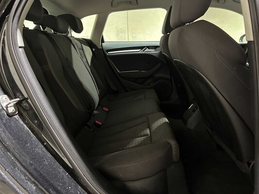 Audi A3 Sportback 1.4 TFSI Ambition Pro Line 122 PS 2013 (Original-NL), 2-KFL-88