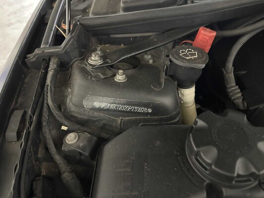 BMW 320i Cabriolet 170 PS 2009 3er E93, XK-462-D