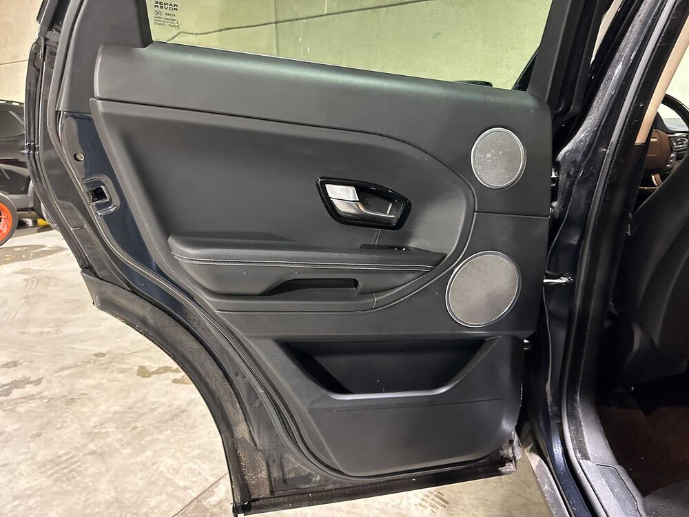 Land Rover Range Rover Evoque 2.2 TD4 4WD Prestige 150pk 2011, 79-TJG-6