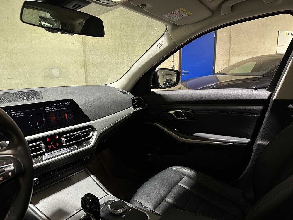 BMW 330e Touring G21 292pk 2021 (Origineel-NL + 1e Eigenaar), K-451-VL