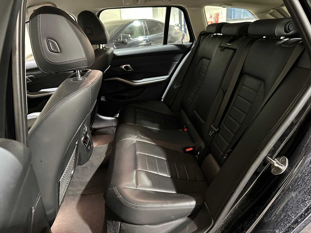 BMW 330e Touring G21 292pk 2021 (Origineel-NL + 1e Eigenaar), K-451-VL