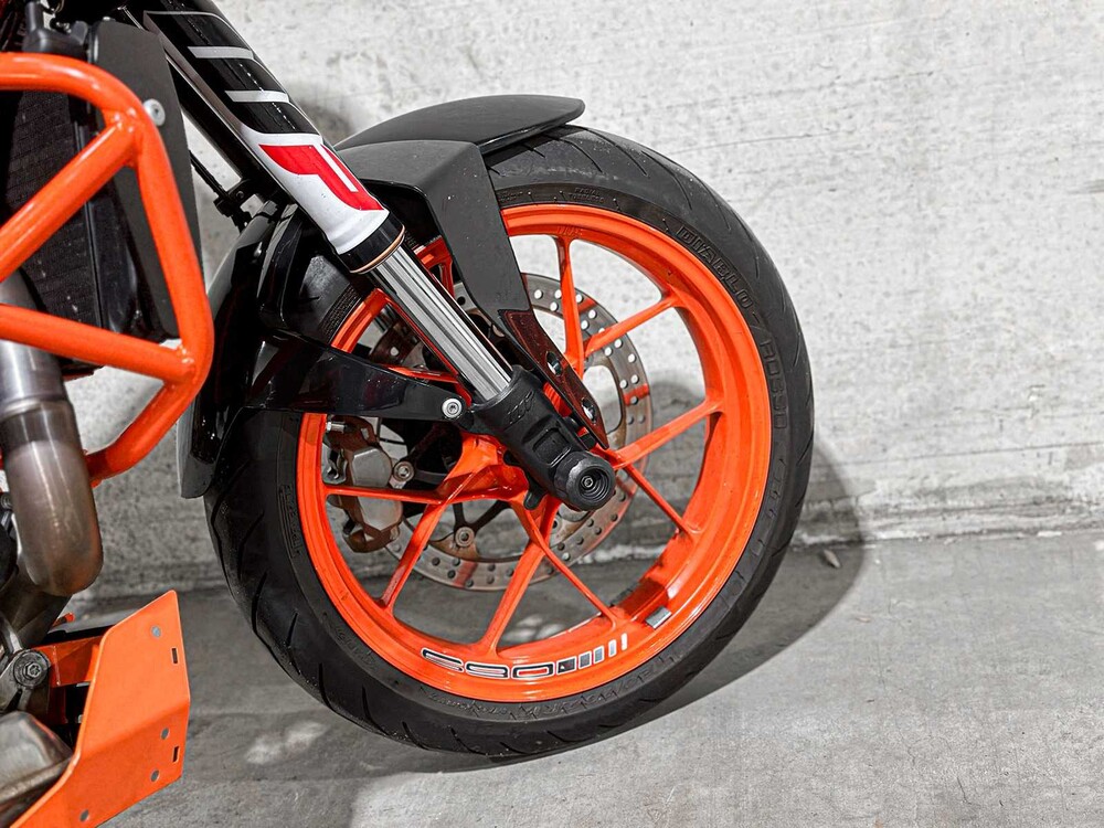 KTM 690 Duke R ABS 693cc 2017 -AKRAPOVIC-, 49-MV-LZ