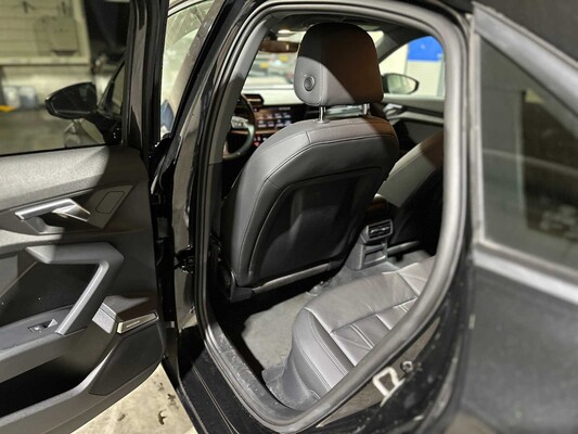 Audi A3 Limousine 30 TFSI S Edition 110pk 2021, Z-259-RT