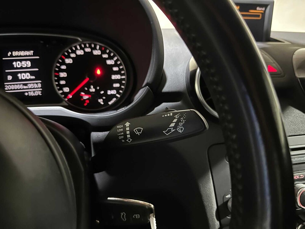 Audi A1 1.4 TFSI Ambition Pro Line Business S-Line 122pk 2010, K-088-RN