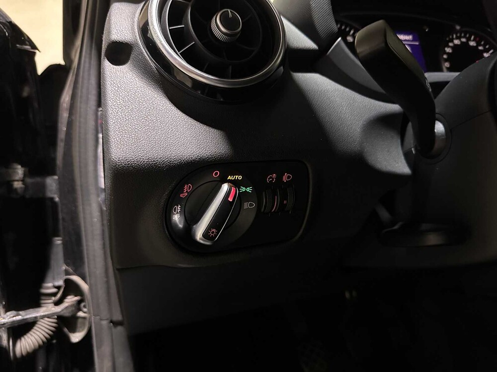 Audi A1 1.4 TFSI Ambition Pro Line Business S-Line 122pk 2010, K-088-RN