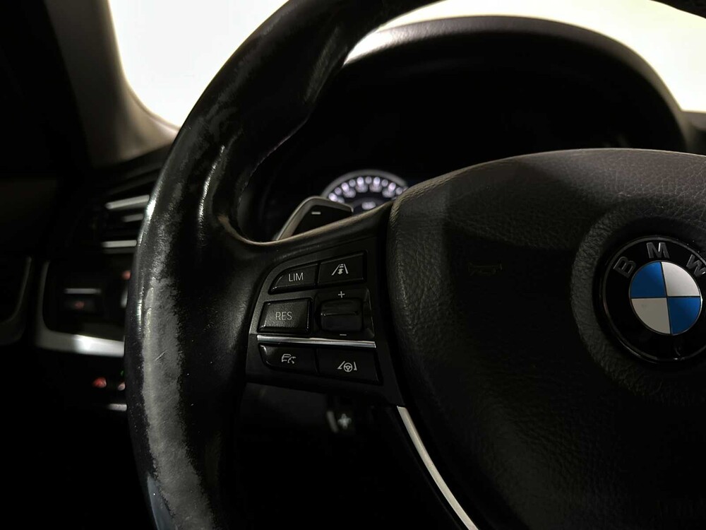 BMW 528i High Executive 245pk 2014 5-serie, 1-XZL-55