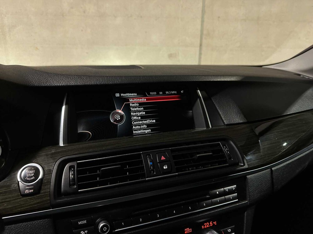 BMW 528i High Executive 245pk 2014 5-serie, 1-XZL-55