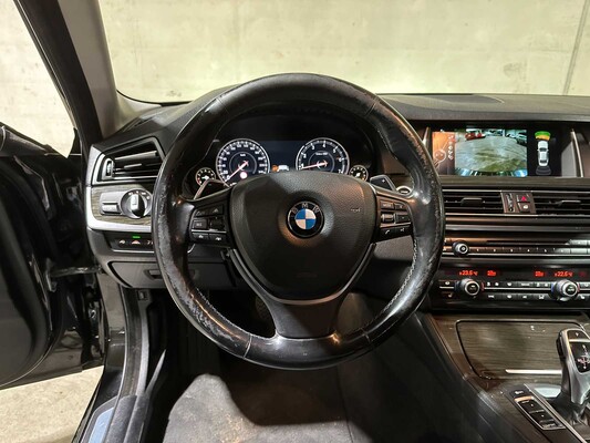 BMW 528i High Executive 245pk 2014 5-serie, 1-XZL-55