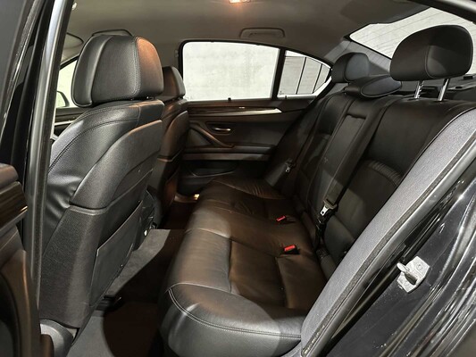 BMW 528i High Executive 245pk 2014 5-serie, 1-XZL-55
