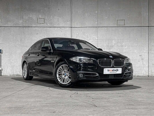 BMW 528i High Executive 245pk 2014 5-serie, 1-XZL-55