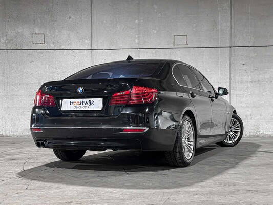 BMW 528i High Executive 245pk 2014 5-serie, 1-XZL-55