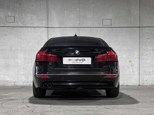 BMW 528i High Executive 245pk 2014 5-serie, 1-XZL-55