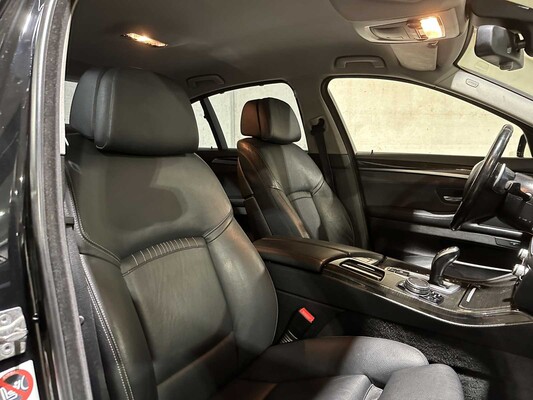 BMW 528i High Executive 245pk 2014 5-serie, 1-XZL-55