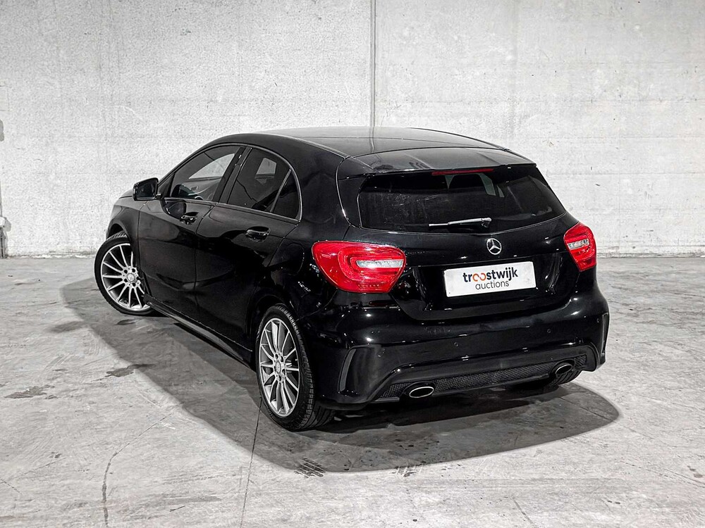 Mercedes-Benz A180 Prestige A-klasse 123PK 2015, G-325-PP