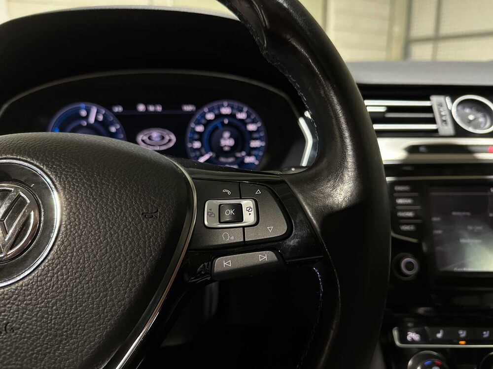 Volkswagen Passat Variant 1.4 TSI GTE 218PK 2016, TT-887-T