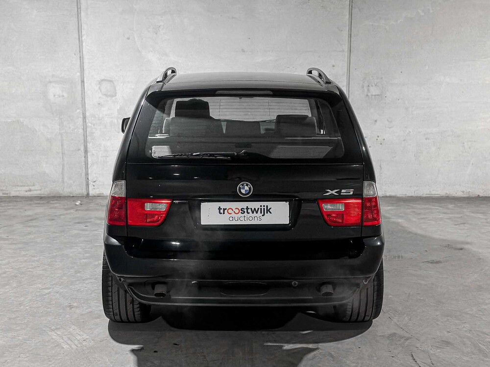 BMW X5 3.0i High Executive 231PK 2004, 71-RS-KR