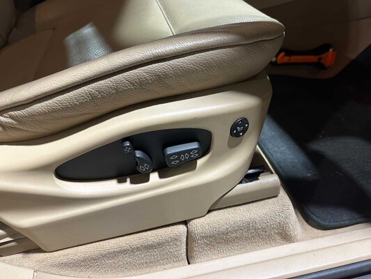 BMW X5 3.0i High Executive 231PK 2004, 71-RS-KR