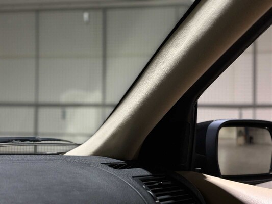 BMW X5 3.0i High Executive 231PK 2004, 71-RS-KR