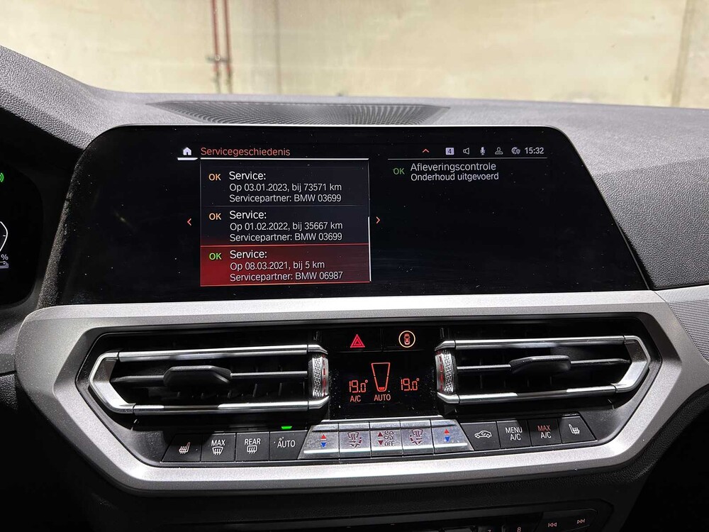 BMW 330e Touring G21 292 PS 2021 (Original-NL + 1. Besitzer), K-451-VL