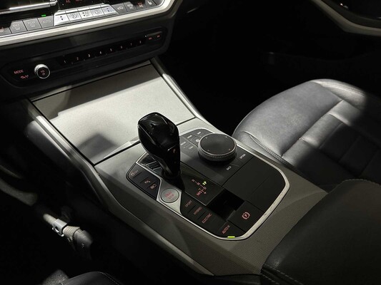 BMW 330e Touring G21 292pk 2021 (Origineel-NL + 1e Eigenaar), K-451-VL