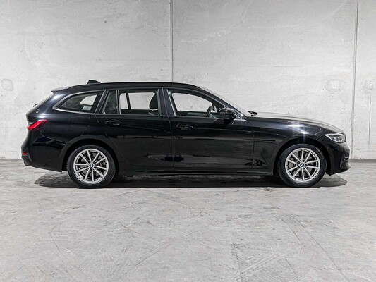 BMW 330e Touring G21 292pk 2021 (Origineel-NL + 1e Eigenaar), K-451-VL