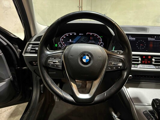 BMW 330e Touring G21 292 PS 2021 (Original-NL + 1. Besitzer), K-451-VL