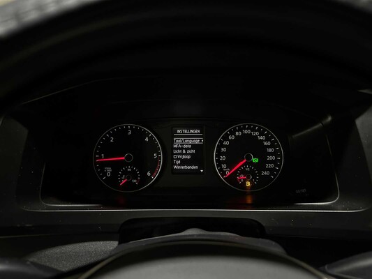 Volkswagen Transporter T6 Camper 2.0 4P -Zelfbouw- 140pk 2016 (Automaat), S-456-LJ