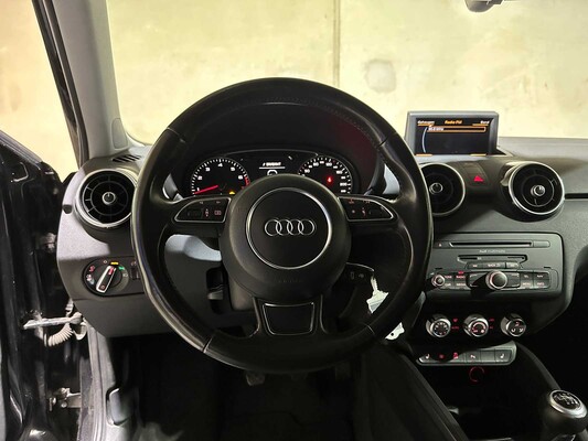 Audi A1 1.4 TFSI Ambition Pro Line Business S-Line 122hp 2010, K-088-RN