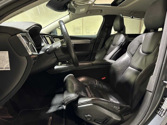 Volvo S90 2.0 D4 Beschriftung 190 PS 2016, H-594-BN