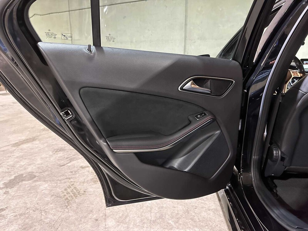 Mercedes-Benz A180 Prestige A-klasse 123PK 2015, G-325-PP