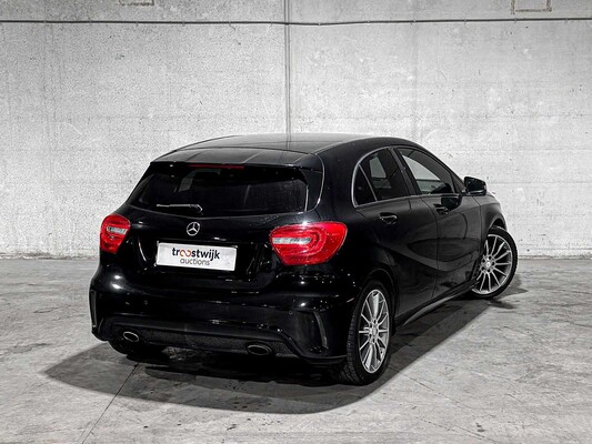 Mercedes-Benz A180 Prestige A-klasse 123PK 2015, G-325-PP