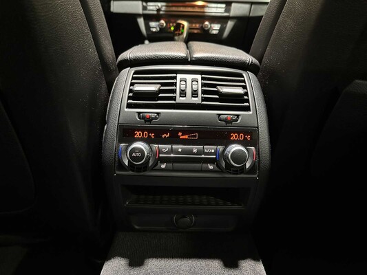 BMW 523i Touring High Executive 204pk 2010 5-serie, 3-ZKF-44