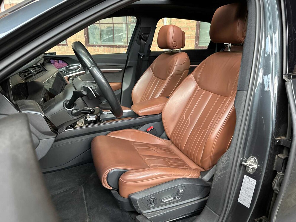 Audi e-tron 55 Quattro Advanced 95 kWh 360PS 2019, G-526-GR