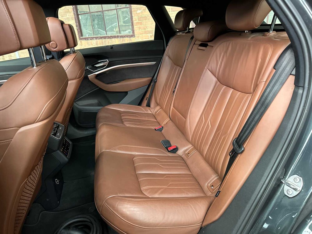 Audi e-tron 55 Quattro Advanced 95 kWh 360PS 2019, G-526-GR