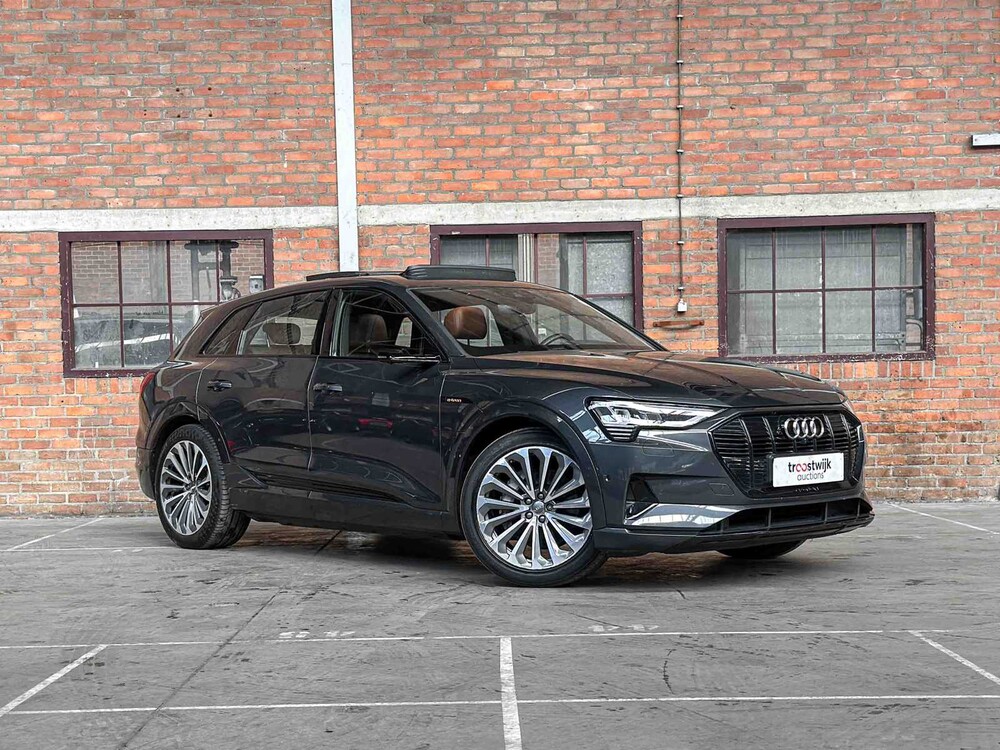 Audi e-tron 55 Quattro Advanced 95 kWh 360PS 2019, G-526-GR
