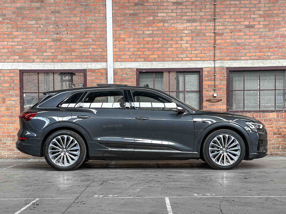 Audi e-tron 55 Quattro Advanced 95 kWh 360PS 2019, G-526-GR