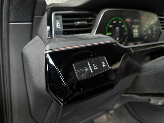 Audi e-tron 55 Quattro Advanced 95 kWh 360pk 2019, G-526-GR