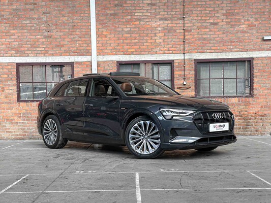 Audi e-tron 55 Quattro Advanced 95 kWh 360pk 2019, G-526-GR