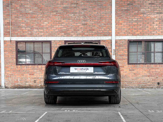 Audi e-tron 55 Quattro Advanced 95 kWh 360pk 2019, G-526-GR