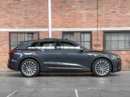 Audi e-tron 55 Quattro Advanced 95 kWh 360pk 2019, G-526-GR