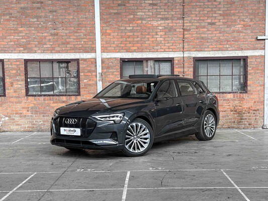 Audi e-tron 55 Quattro Advanced 95 kWh 360pk 2019, G-526-GR