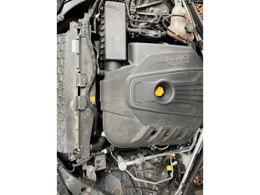 Alfa Romeo Giulia 2.2 Super 150PS 2018 (Original-NL), RN-969-G