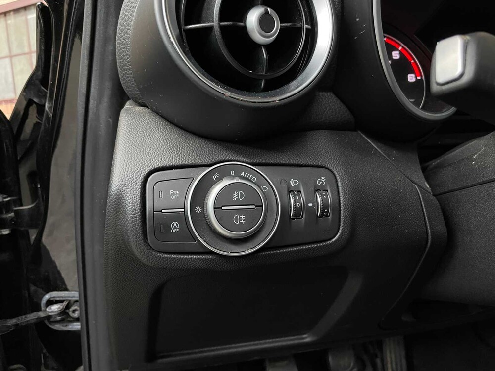 Alfa Romeo Giulia 2.2 Super 150PS 2018 (Original-NL), RN-969-G