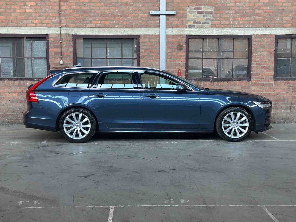 Volvo V90 2.0 T4 Momentum Pro 190PS 2019, XX-067-J
