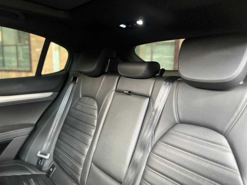 Alfa Romeo Stelvio 2.2 JTD AWD Veloce 209PS 2020, J-329-XH