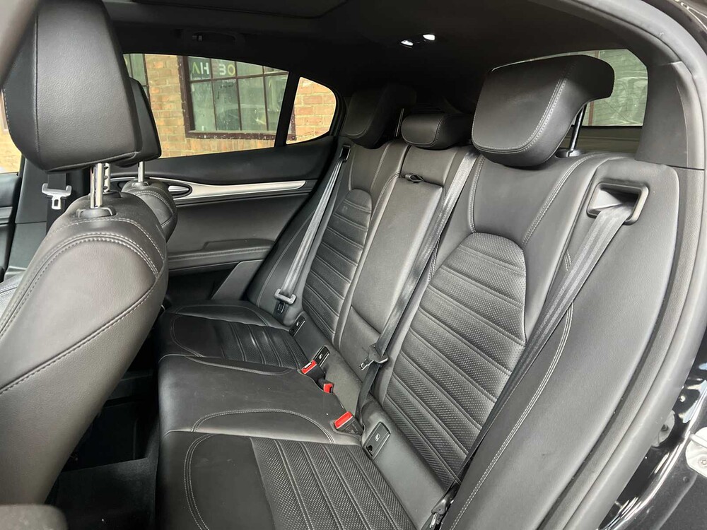 Alfa Romeo Stelvio 2.2 JTD AWD Veloce 209PS 2020, J-329-XH