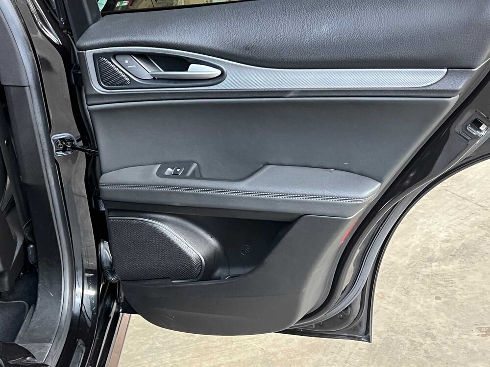 Alfa Romeo Stelvio 2.2 JTD AWD Veloce 209PS 2020, J-329-XH